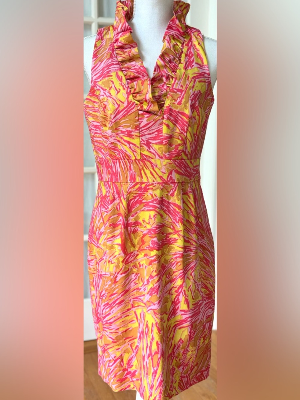 Just Taylor Ruffle Neck Sheath Dress Pink Yellow Palm Print Resort Sz 10